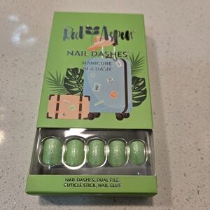 Red Aspen Nail Dashes In Pixie In The Palms